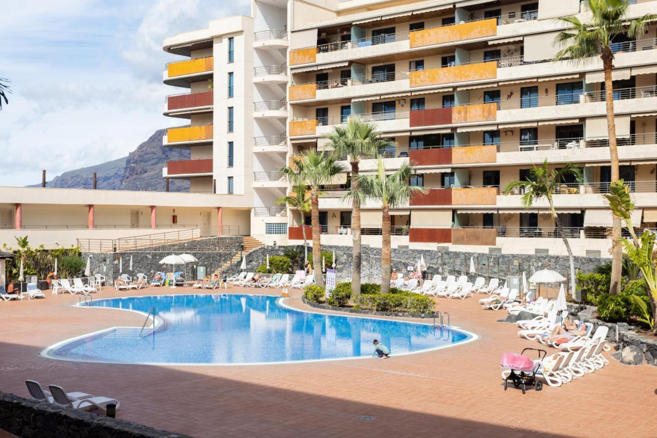 Balcon De Los Gigantes With Pool View Puerto de Santiago  Bagian luar foto